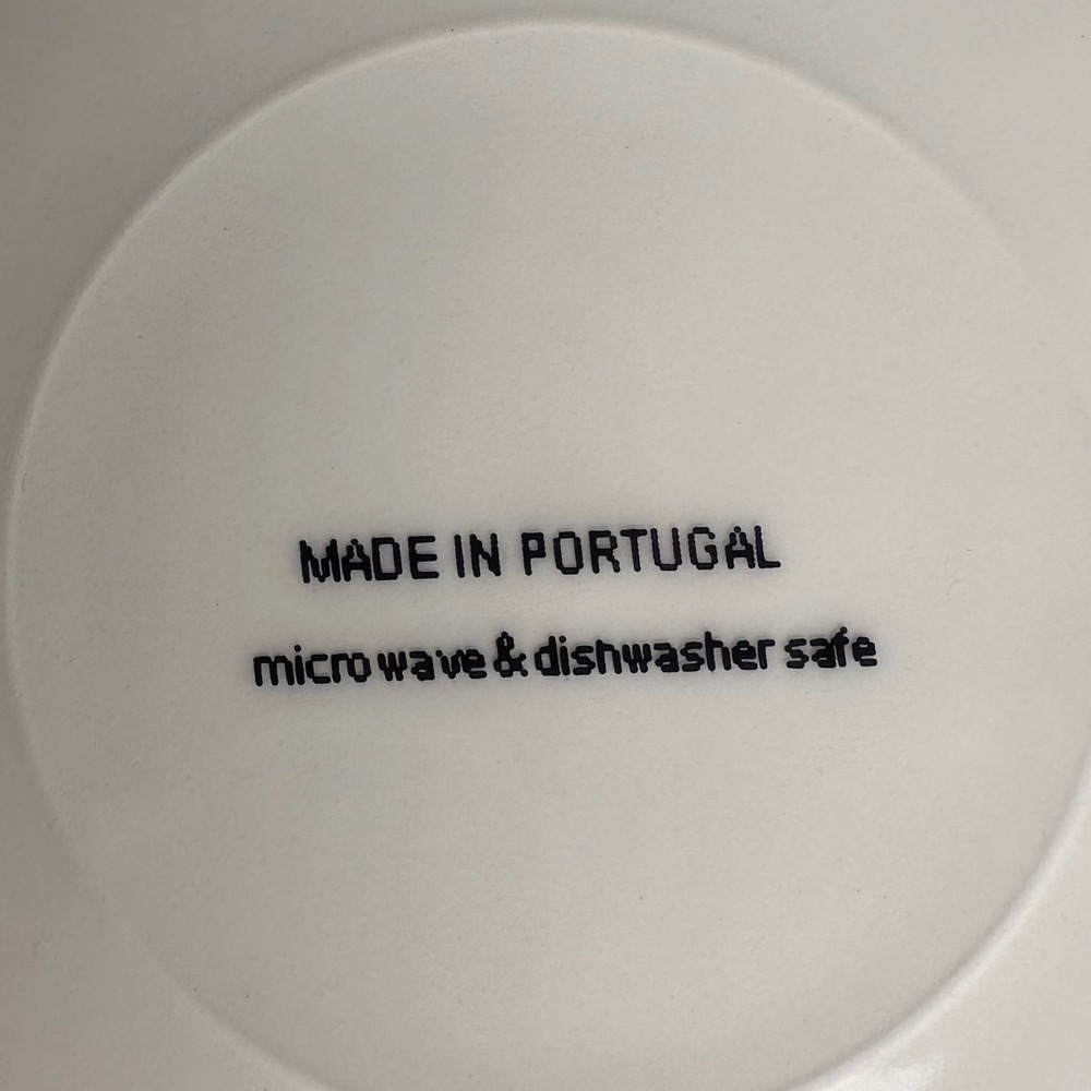 Made in Portugal Snowman Appetizer Plates Set of 2 White Red 8.25in Ceramic - Picture 6 of 8